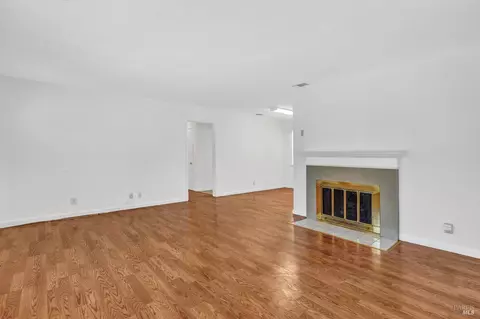1001 Highland Ave, Vallejo, CA 94590 photo 6