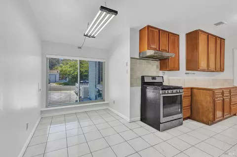 1001 Highland Ave, Vallejo, CA 94590 photo 11
