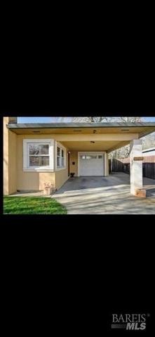 1498 Sierra Ave, Napa, CA 94558