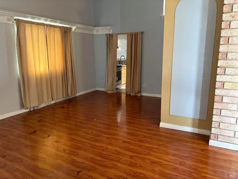 Living - 2772 Toland Dr, Fairfield, CA 94534 photo 1 of 2