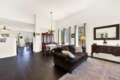 6272 Pebble Beach Dr, Vallejo, CA 94591 photo 8