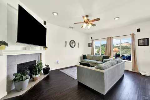 6272 Pebble Beach Dr, Vallejo, CA 94591 photo 13