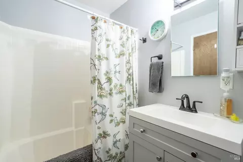 Bath - 8308 Lost Mill Rd, Shingletown, CA 96088 photo 2 of 5