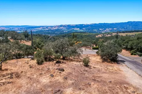 1605 Point Dr, Sonoma, CA 95476 photo 4