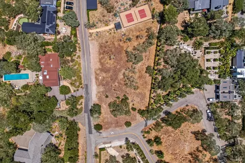 1605 Point Dr, Sonoma, CA 95476 photo 1