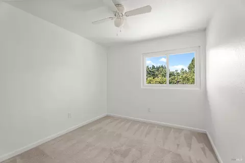 Bedroom - 536 Capps Ln, Ukiah, CA 95482 photo 5 of 6