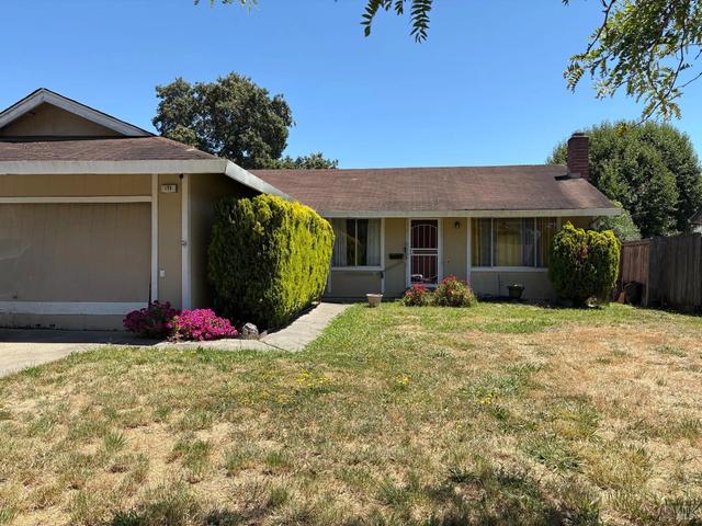 471 Landsdown Cir, Rohnert Park, CA 94928
