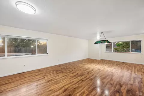267 Specht Rd, Sonoma, CA 95476 photo 5