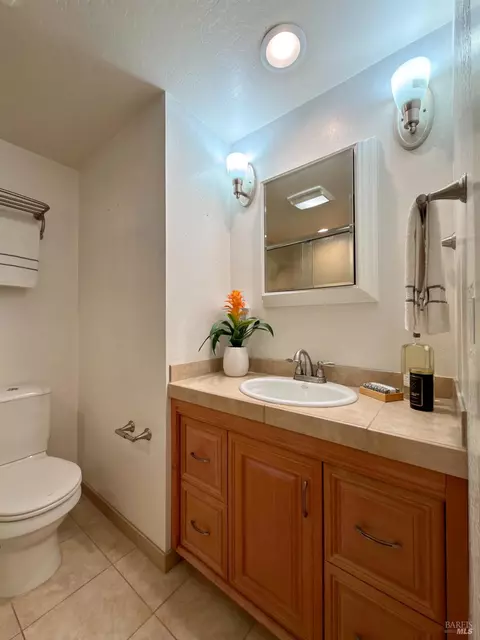 Bath - 15 Romine Way, Vallejo, CA 94591 photo 1 of 2