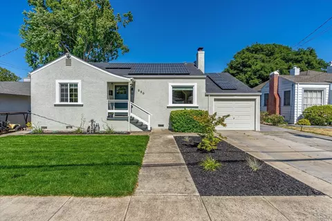 230 S Hartson St, Napa, CA 94559