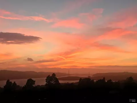 134 Ardmore Ct, Benicia, CA 94510