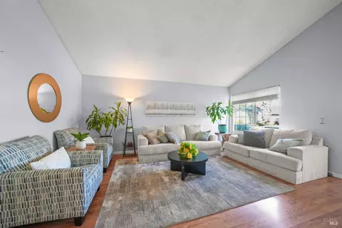 Living - 939 E Atlantic Ave, Fairfield, CA 94533 photo 1 of 4