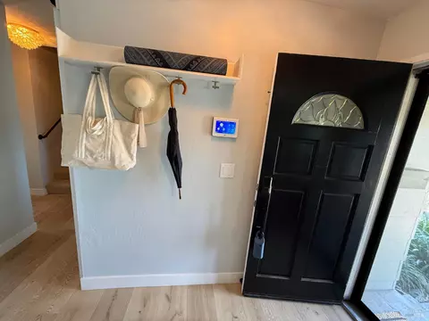 Entry Way - 455 Donner Ct, Petaluma, CA 94954 photo 1 of 6