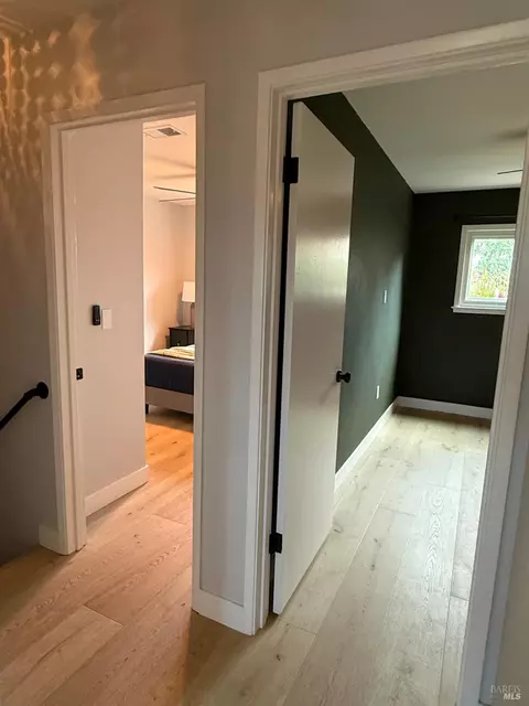 Entry Way - 455 Donner Ct, Petaluma, CA 94954 photo 4 of 6
