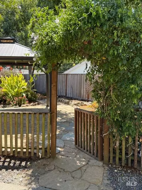 Exterior - 455 Donner Ct, Petaluma, CA 94954 photo 3 of 17
