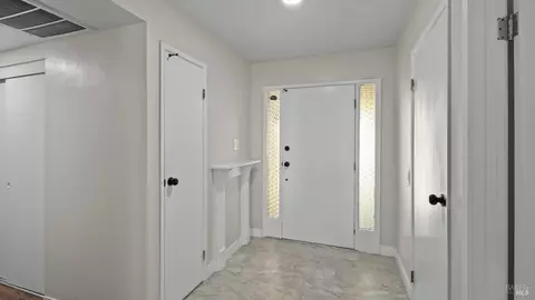 450 Mountain View Dr, Martinez, CA 94553 photo 15