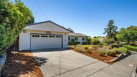450 Mountain View Dr, Martinez, CA 94553 photo 9