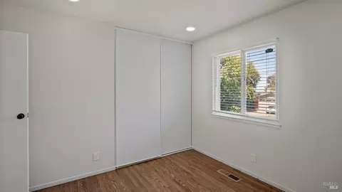 450 Mountain View Dr, Martinez, CA 94553 photo 23