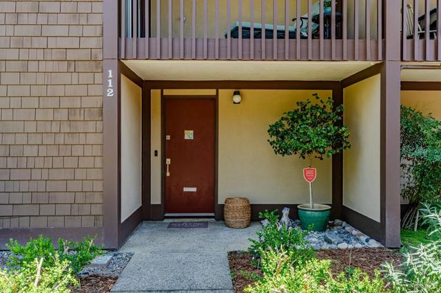 112 Surrey Ln, San Rafael, CA 94903