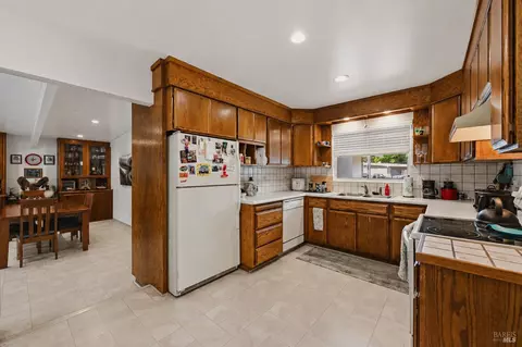 Kitchen - 340 Plum St, Vacaville, CA 95688 photo 1 of 4