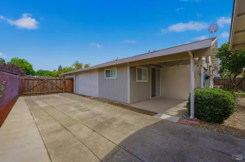 Exterior - 340 Plum St, Vacaville, CA 95688 photo 9 of 13