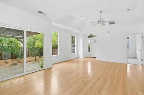 1842 Wright St, Santa Rosa, CA 95404 photo 13