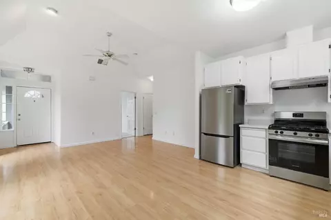 1842 Wright St, Santa Rosa, CA 95404 photo 10