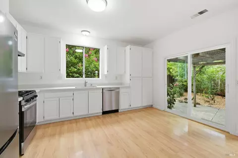 1842 Wright St, Santa Rosa, CA 95404 photo 15