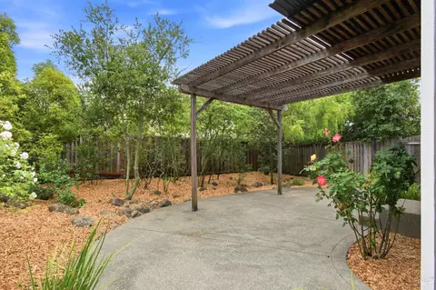 1842 Wright St, Santa Rosa, CA 95404 photo 27