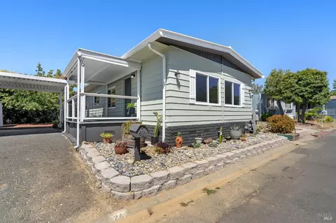 24 Constance Dr, Vallejo, CA 94590 photo 4