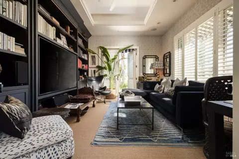 Living - 1237 Bella Oaks Ln, Napa, CA 94558 photo 5 of 9