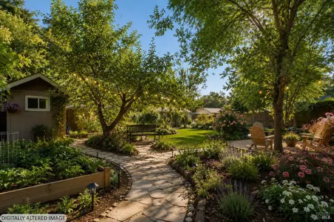 Exterior - 40 Queens Ct, Napa, CA 94558 photo 11 of 19