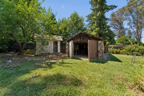 Exterior - 40 Queens Ct, Napa, CA 94558 photo 8 of 19