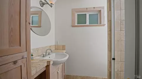 Bath - 120 Sunset Way, Muir Beach, CA 94965 photo 1 of 5