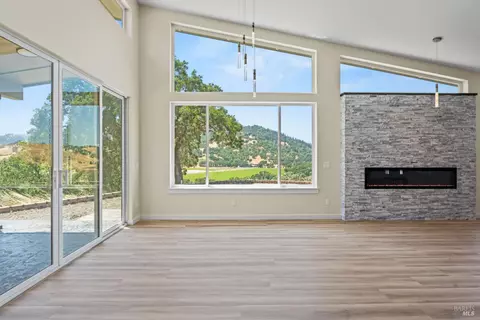 Living - 868 Sanel Dr, Ukiah, CA 95482 photo 1 of 9