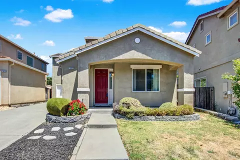 1882 Hummingbird Dr, Fairfield, CA 94534