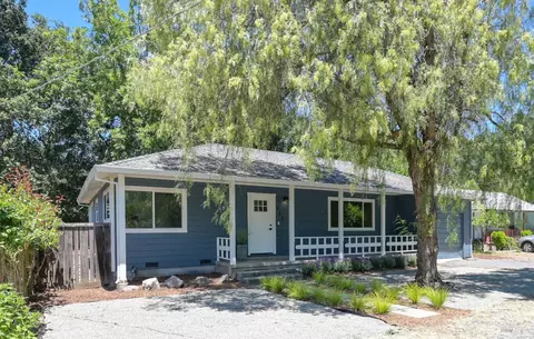 153 Fairview Ln, Sonoma, CA 95476