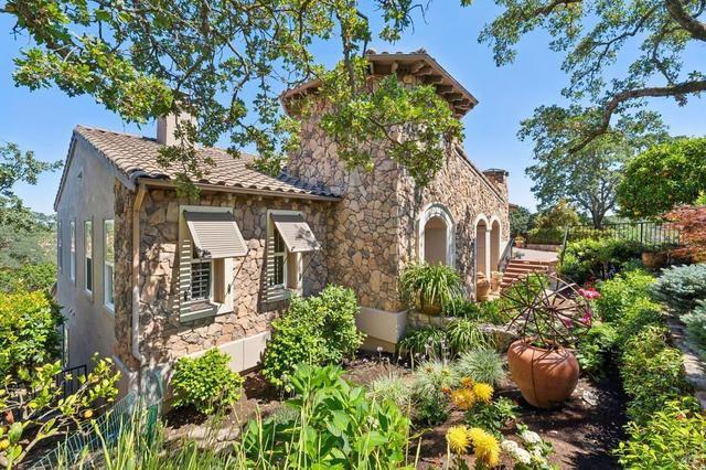 115 Stonetree Ln, Novato, CA 94945