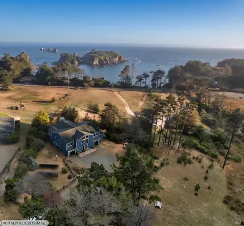 46801 Iversen Dr, Gualala, CA 95445