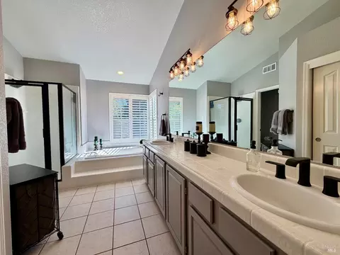 178 Silver Eagle Way, Vacaville, CA 95688 photo 32