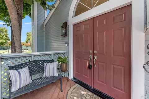 Exterior - 377 E 2nd St, Benicia, CA 94510 photo 2 of 6