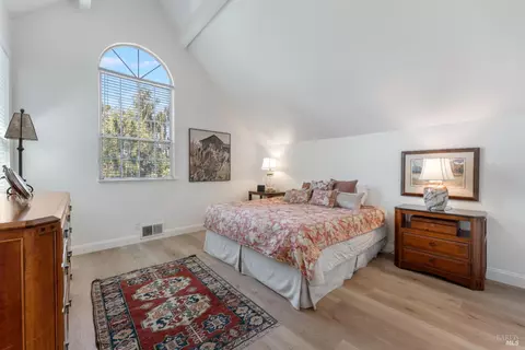 Bedroom - 377 E 2nd St, Benicia, CA 94510 photo 1 of 3