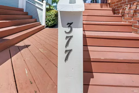 Exterior - 377 E 2nd St, Benicia, CA 94510 photo 6 of 6