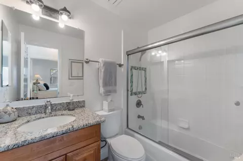 Bath - 377 E 2nd St, Benicia, CA 94510 photo 4 of 4