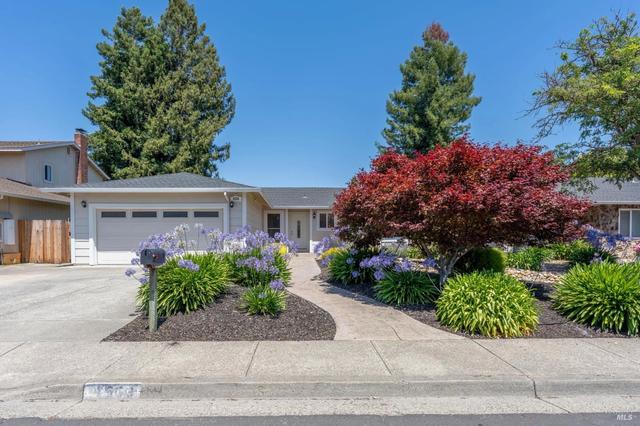 4558 Flores Ave, Rohnert Park, CA 94928