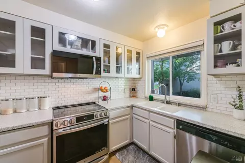 1755 Novato Blvd #G3, Novato, CA 94947