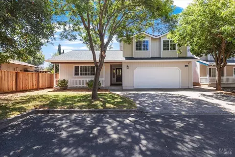 2802 Marlow Rd, Santa Rosa, CA 95403