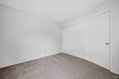 Bedroom - 527 Mallory Ave, Windsor, CA 95492 photo 3 of 5