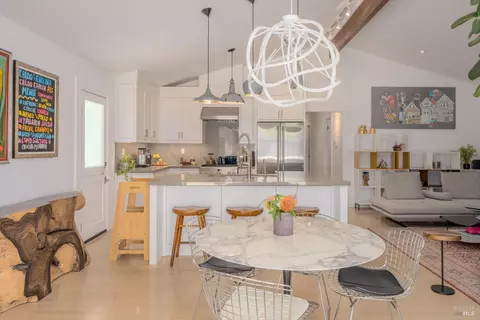 Dining - 350 Patten St, Sonoma, CA 95476 photo 1 of 1