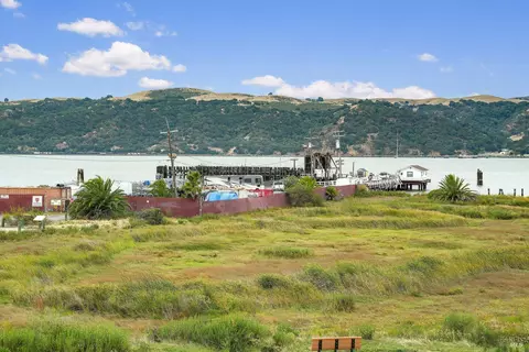 View/Area - 450 E St, Benicia, CA 94510 photo 2 of 2